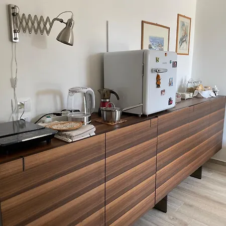 Bed & Breakfast Beb La Nociaia 3*